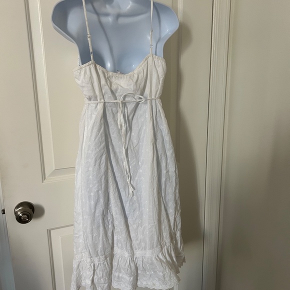 Oh Baby by Motherhood -White Dress size Small - Picture 2 of 3